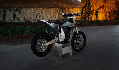 SISTA UTRUMLINGEN: Stark Varg ENDURO 80Hp