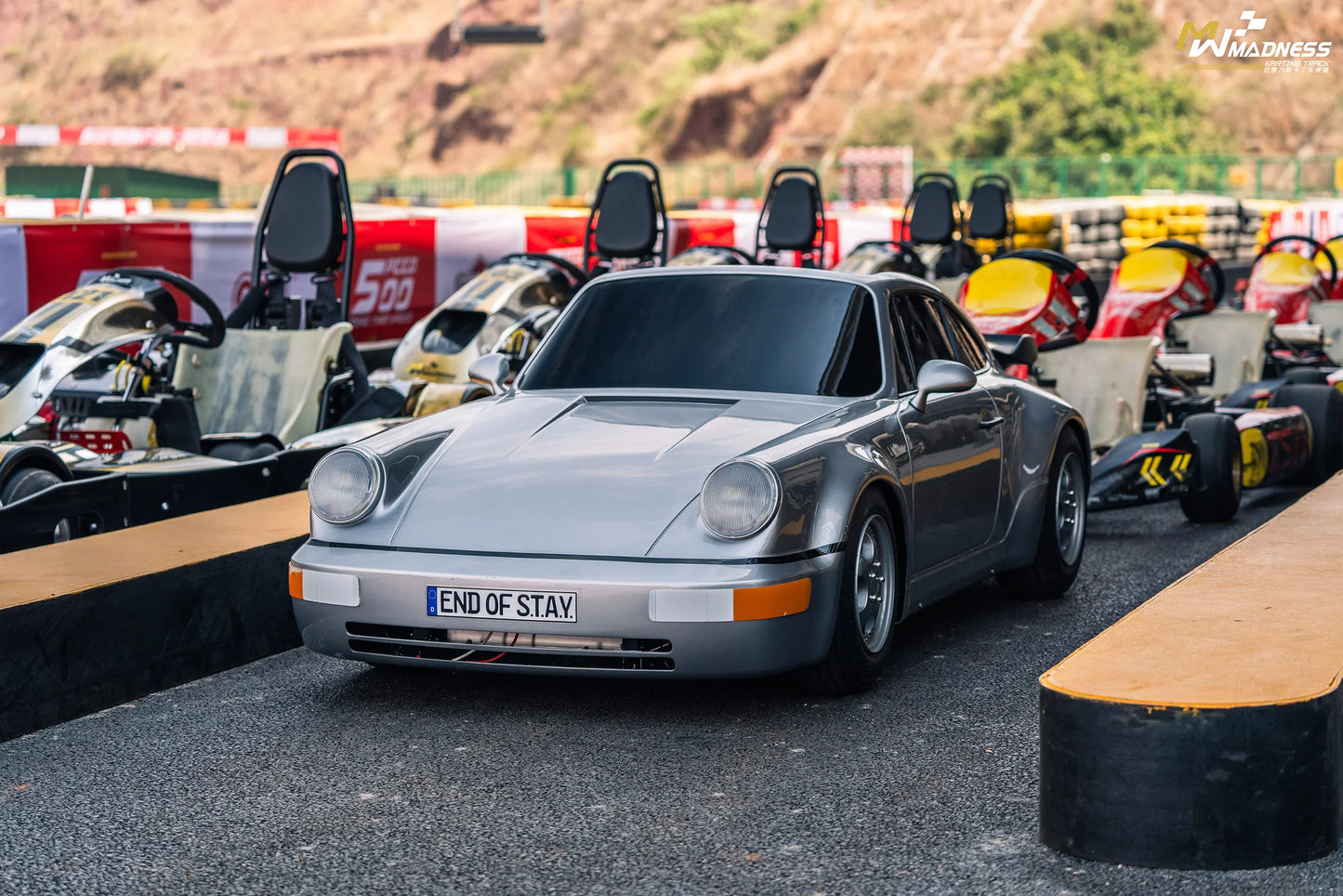 SLUTREA: Porsche Carrera 1982 Cabriolet Junior