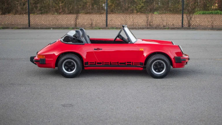 SLUTREA: Porsche Carrera 1982 Cabriolet Junior