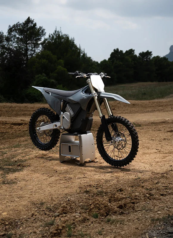 SISTA UTRUMLINGEN: Stark Varg MX 80Hp