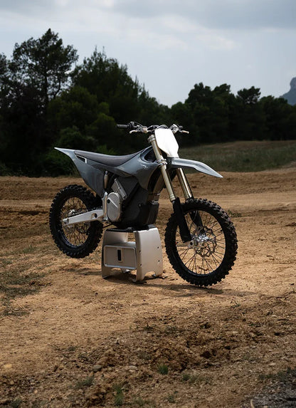 SISTA UTRUMLINGEN: Stark Varg MX 80Hp