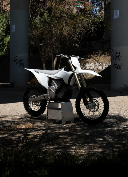SISTA UTRUMLINGEN: Stark Varg MX 80Hp